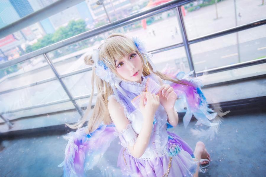 看到这组浅野菌子的照片，我瞬间爱上了cosplay